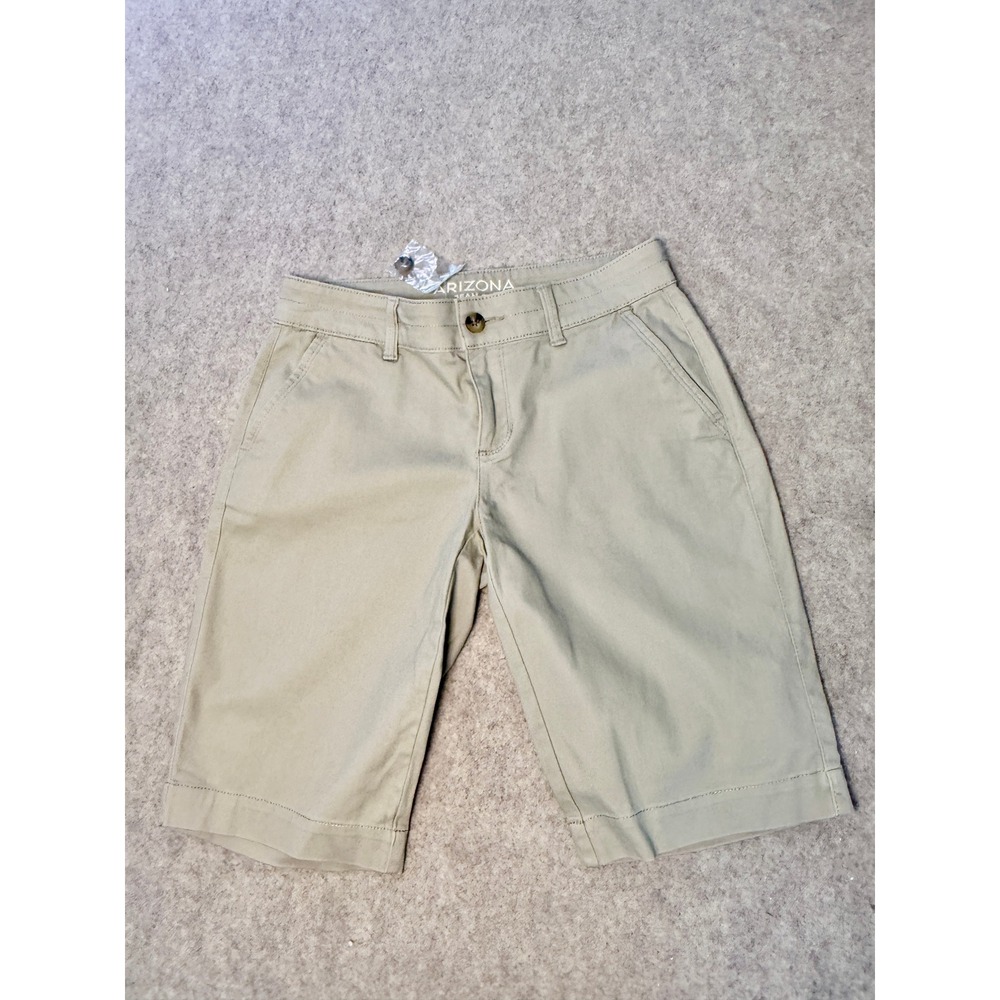 Arizona Jean Co Womens Khaki Chino Bermuda Shorts Tan Size 5 Stretch Cotton NWOT